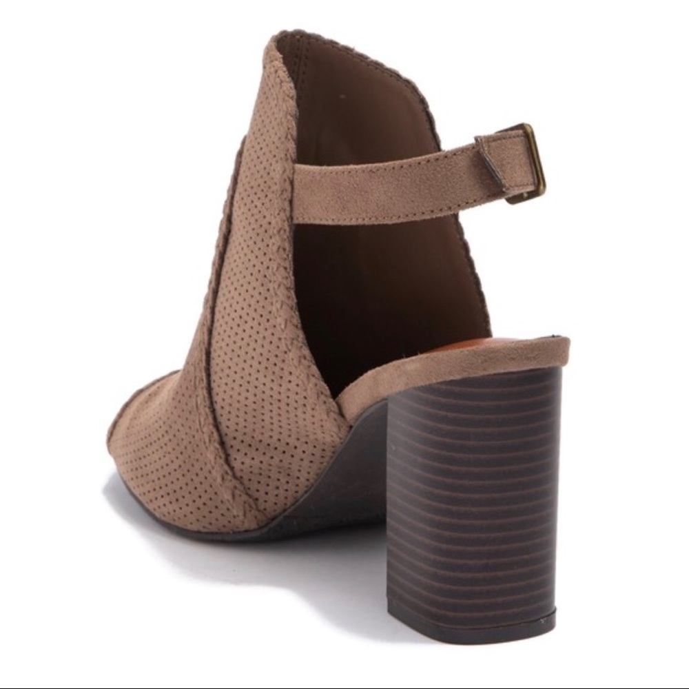 NIB|MIA|Open Toe Bootie|Size 9 - Picture 3 of 5
